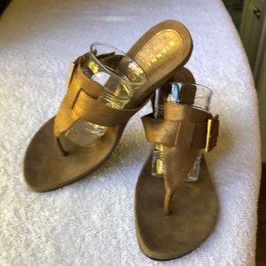 NWOT! Gianni BINI Copper leather suede Thong /heeled sandals